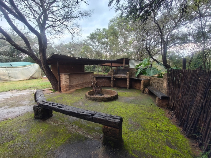 Commercial Property for Sale in Lindleyspoort North West